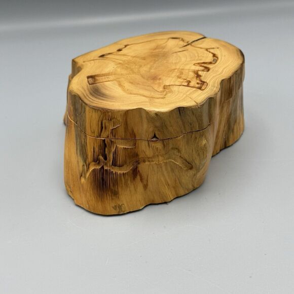 Vtg Hand Carved Tree Stump Trinket Box Removable Lid Mancave Cottagecore Deer - Picture 15 of 15